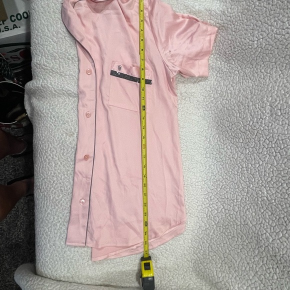 LARGE PINK SATIN VICTORIA’S SECRET 2 PIECE SHORTS PJ SET - Picture 8 of 10